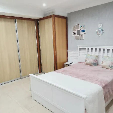 Beautiful Duplex In Nova * أوليفا