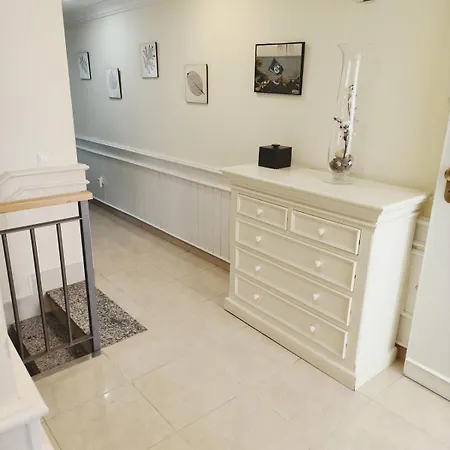 Beautiful Duplex In Nova * أوليفا